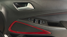 Vauxhall Crossland 1.2 Turbo SRi Nav 5dr Petrol Hatchback